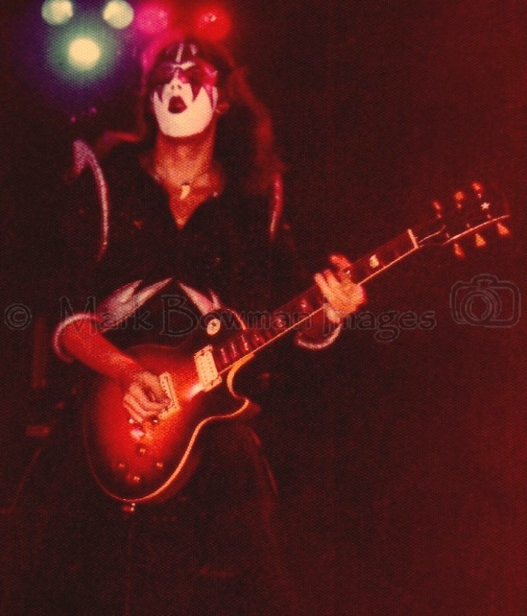 kiss houston kiss houston